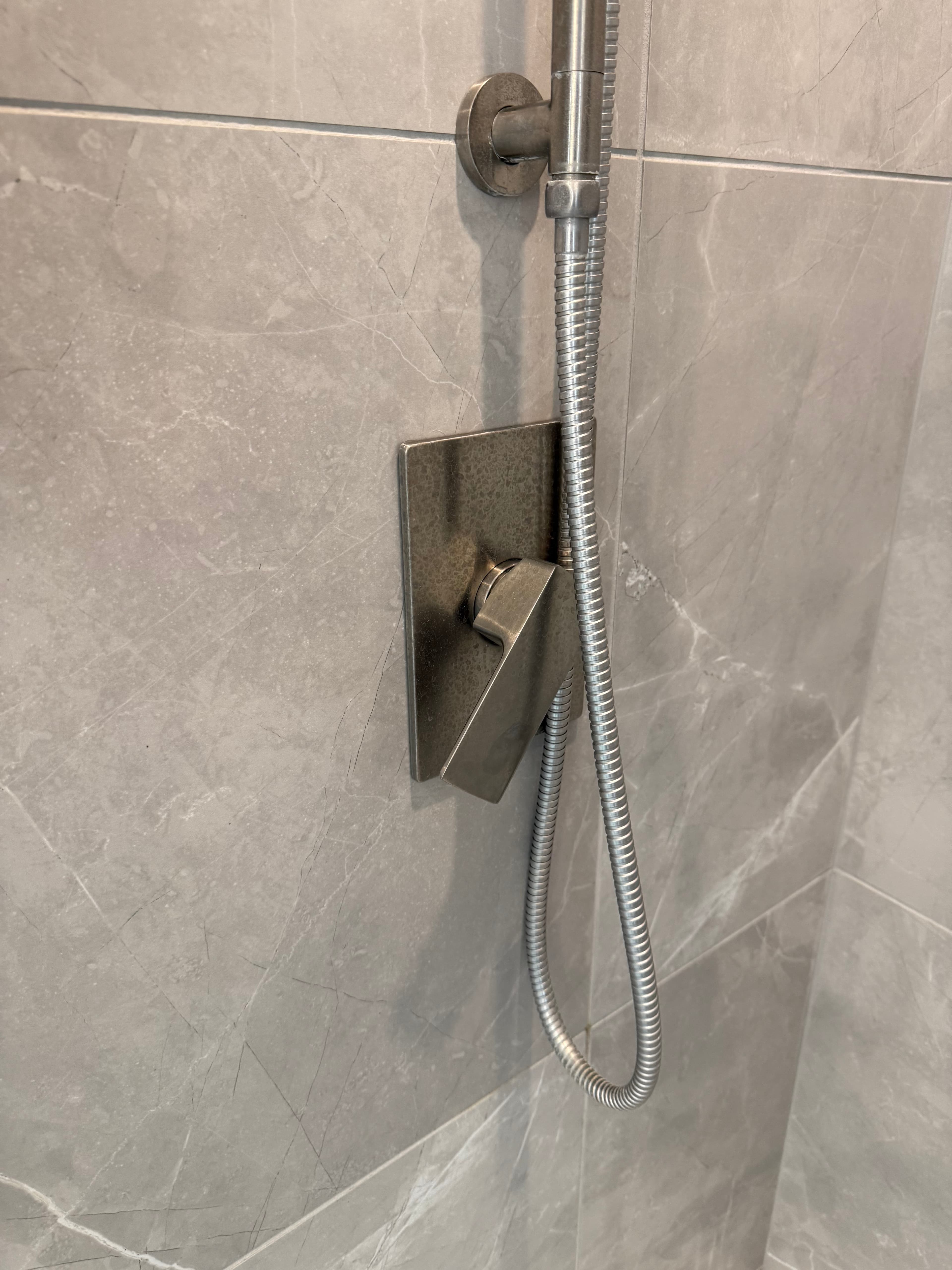 Shower Fixtures before cleaning